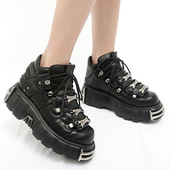 Chaussure Gothique