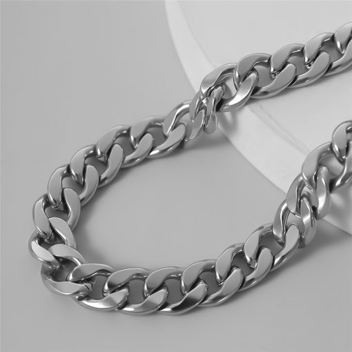Collier Streetwear