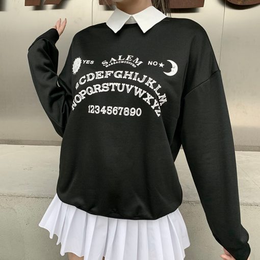 Pull Gothique